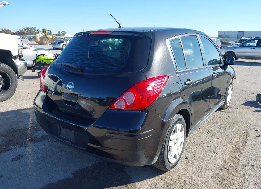 Photo 4 of 2011 Nissan Versa 1.8S (VIN 3N1BC1CP7BL371633)