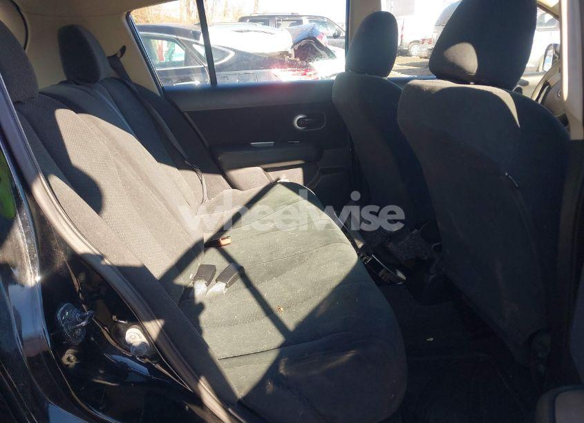 Photo 8 of 2011 Nissan Versa 1.8S (VIN 3N1BC1CP7BL407871)