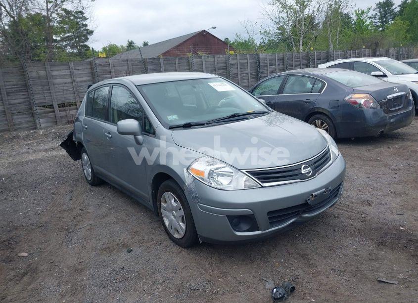 2011 Nissan Versa 1.8S (VIN 3N1BC1CP7BL493151) main photo