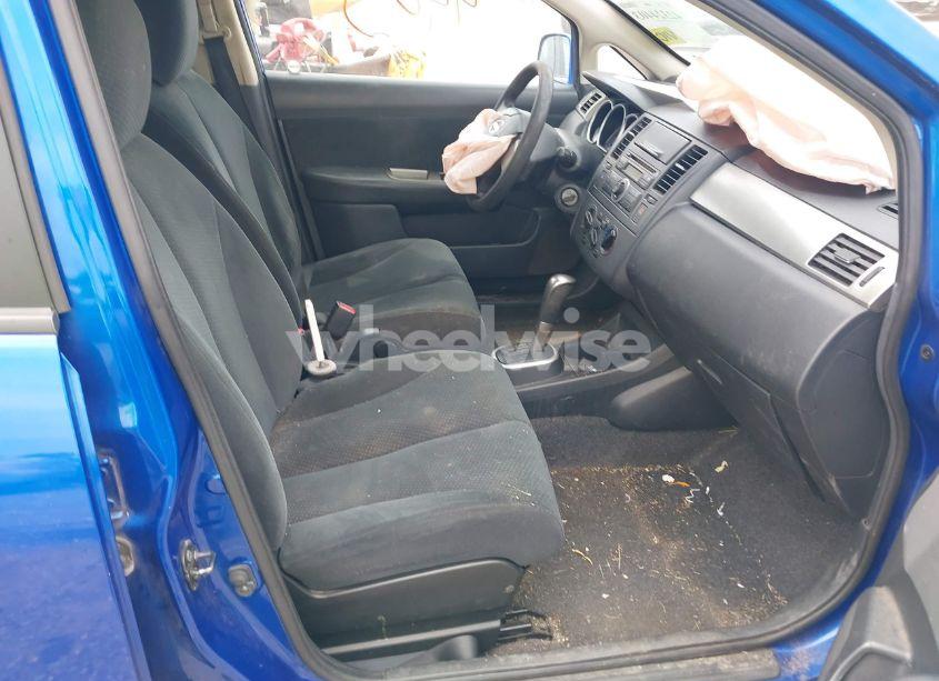 Photo 5 of 2011 Nissan Versa 1.8S (VIN 3N1BC1CP7BL496390)