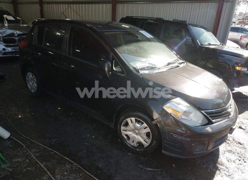 2011 Nissan Versa 1.8S (VIN 3N1BC1CP7BL513303) main photo