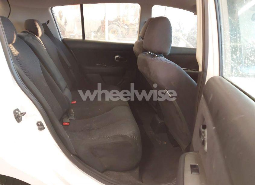 Photo 8 of 2010 Nissan Versa 1.8 SL (VIN 3N1BC1CP8AL370120)