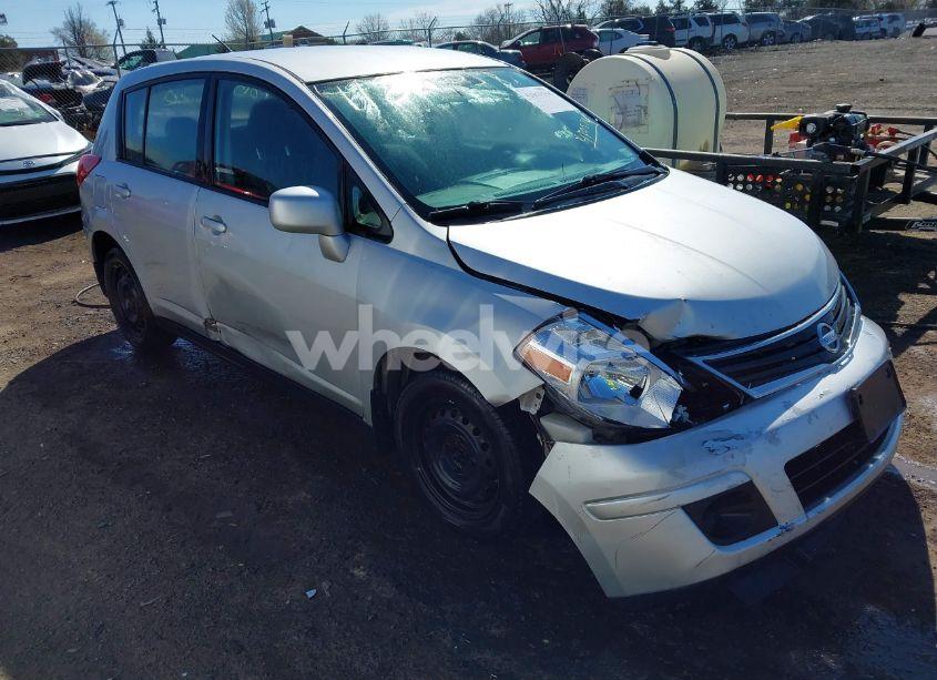 2010 Nissan Versa 1.8S (VIN 3N1BC1CP8AL430574) main photo