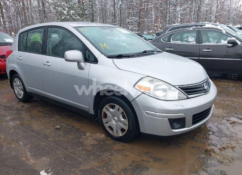 2010 Nissan Versa 1.8S (VIN 3N1BC1CP8AL448931) main photo