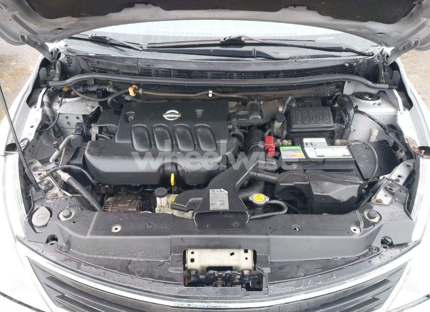 Photo 10 of 2010 Nissan Versa 1.8S (VIN 3N1BC1CP8AL448931)