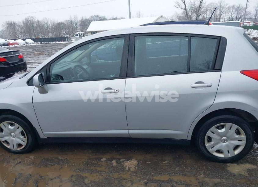 Photo 14 of 2010 Nissan Versa 1.8S (VIN 3N1BC1CP8AL448931)