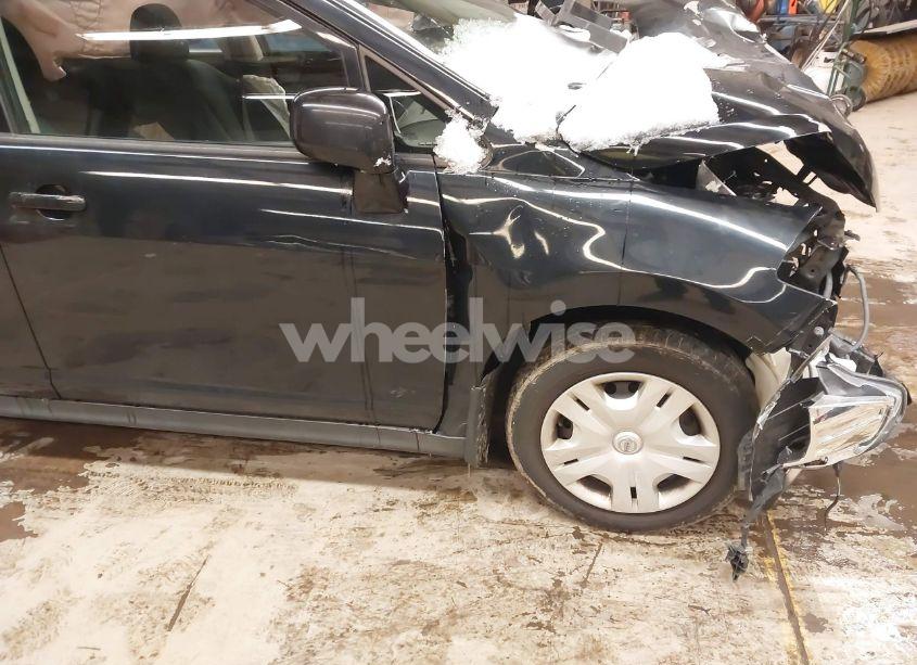 Photo 17 of 2011 Nissan Versa 1.8S (VIN 3N1BC1CP8BL380387)