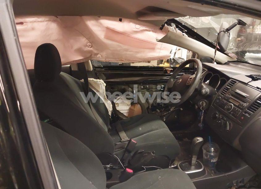 Photo 5 of 2011 Nissan Versa 1.8S (VIN 3N1BC1CP8BL380387)