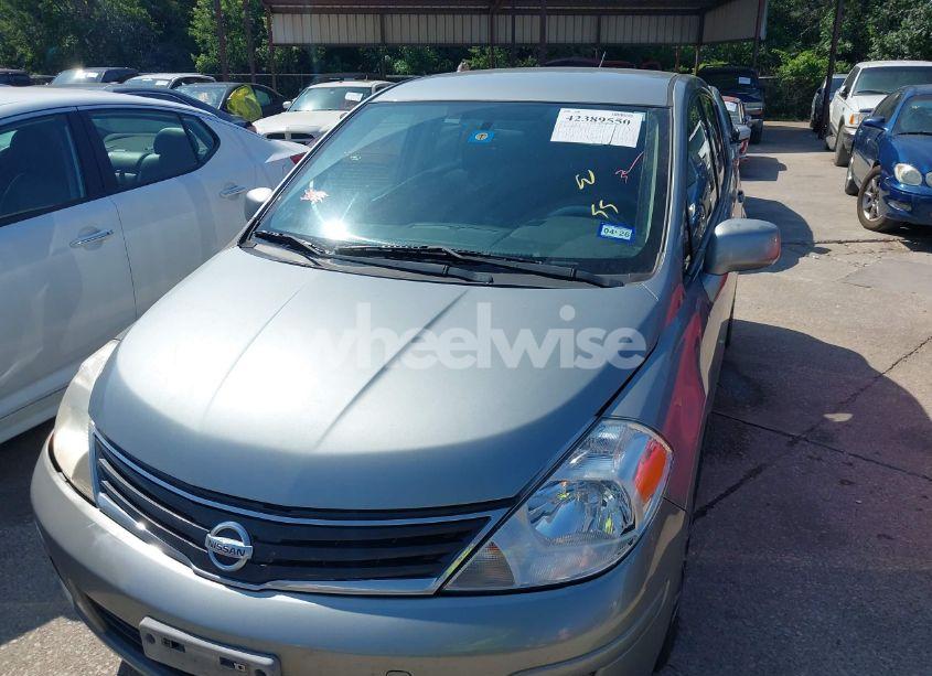 Photo 6 of 2011 Nissan Versa 1.8S (VIN 3N1BC1CP8BL402386)