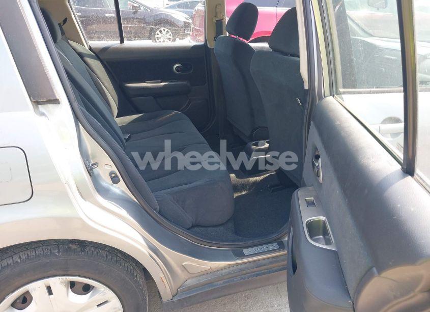 Photo 8 of 2011 Nissan Versa 1.8S (VIN 3N1BC1CP8BL420449)