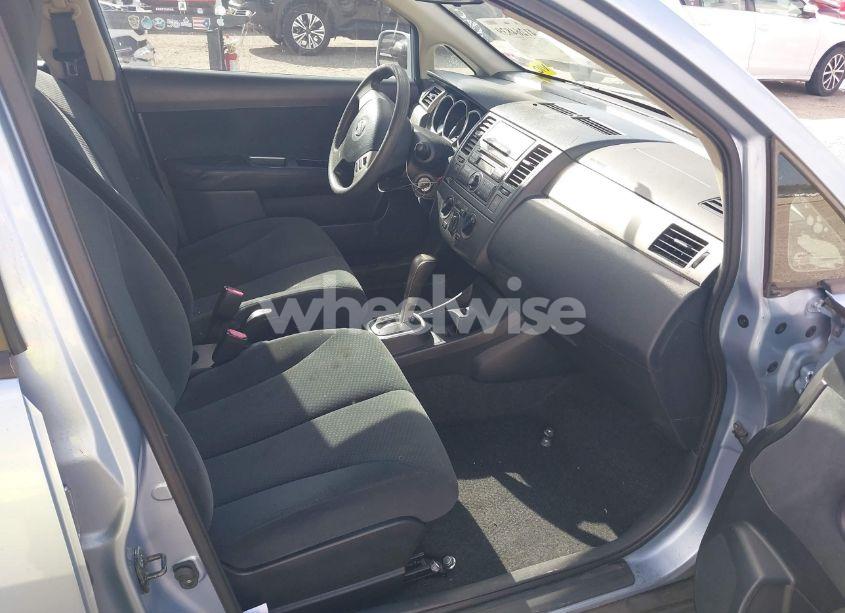 Photo 5 of 2011 Nissan Versa 1.8S (VIN 3N1BC1CP8BL429894)