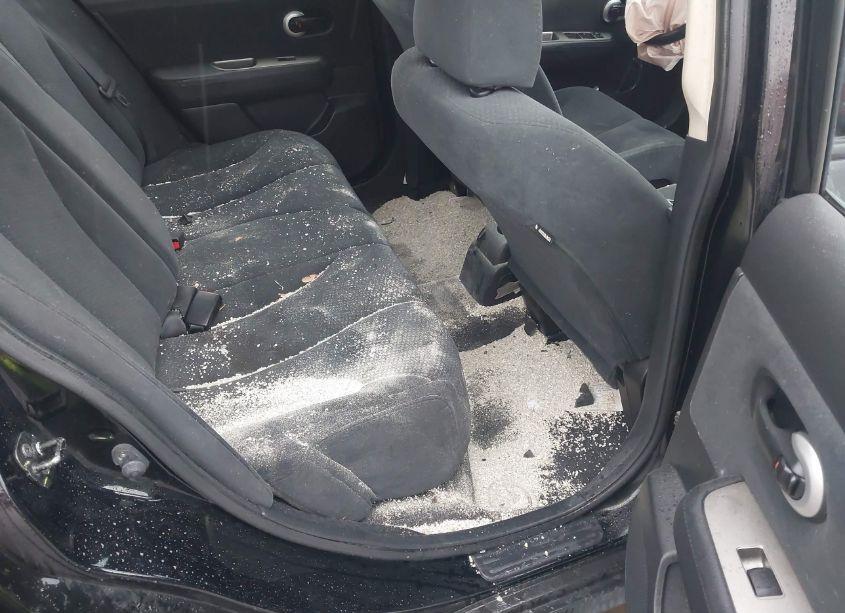 Photo 8 of 2011 Nissan Versa 1.8S (VIN 3N1BC1CP8BL478075)