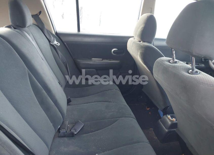 Photo 8 of 2011 Nissan Versa 1.8S (VIN 3N1BC1CP8BL484541)