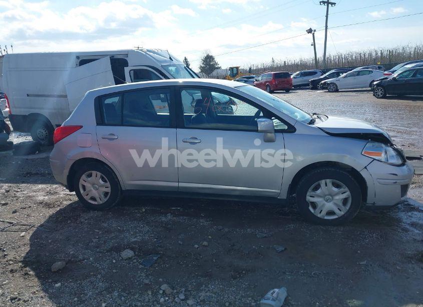 Photo 13 of 2011 Nissan Versa 1.8S (VIN 3N1BC1CP8BL493529)