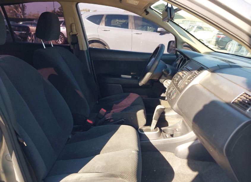 Photo 5 of 2011 Nissan Versa 1.8S (VIN 3N1BC1CP8BL503752)