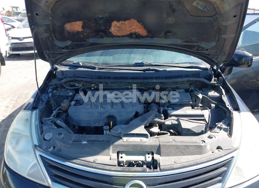 Photo 10 of 2010 Nissan Versa 1.8S (VIN 3N1BC1CP9AL380929)