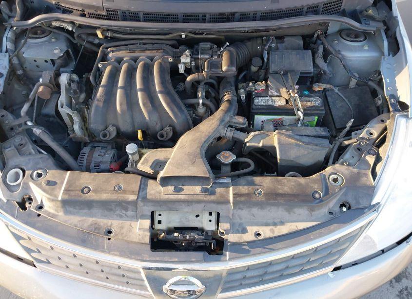 Photo 10 of 2010 Nissan Versa 1.8S (VIN 3N1BC1CP9AL395835)