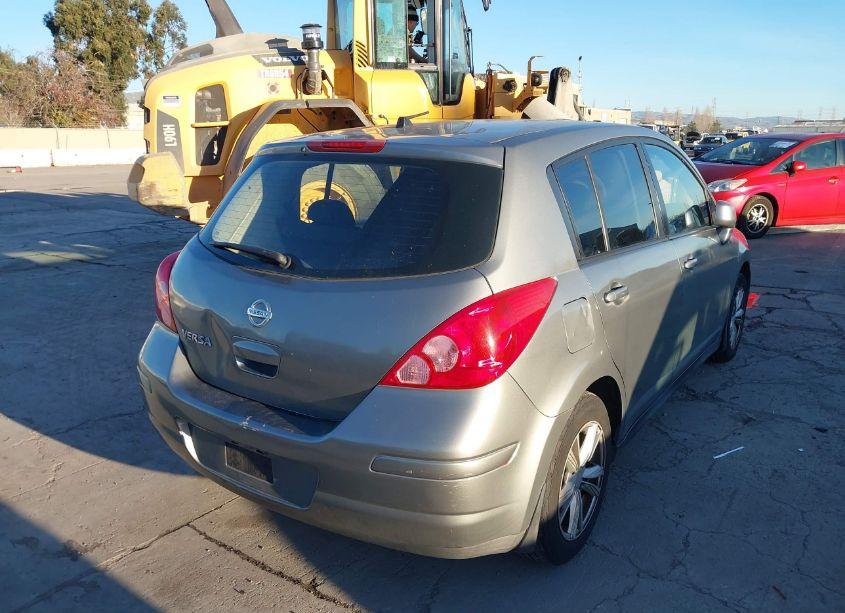 Photo 4 of 2010 Nissan Versa 1.8S (VIN 3N1BC1CP9AL395835)