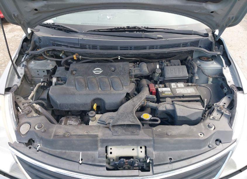 Photo 10 of 2010 Nissan Versa 1.8S (VIN 3N1BC1CP9AL410558)