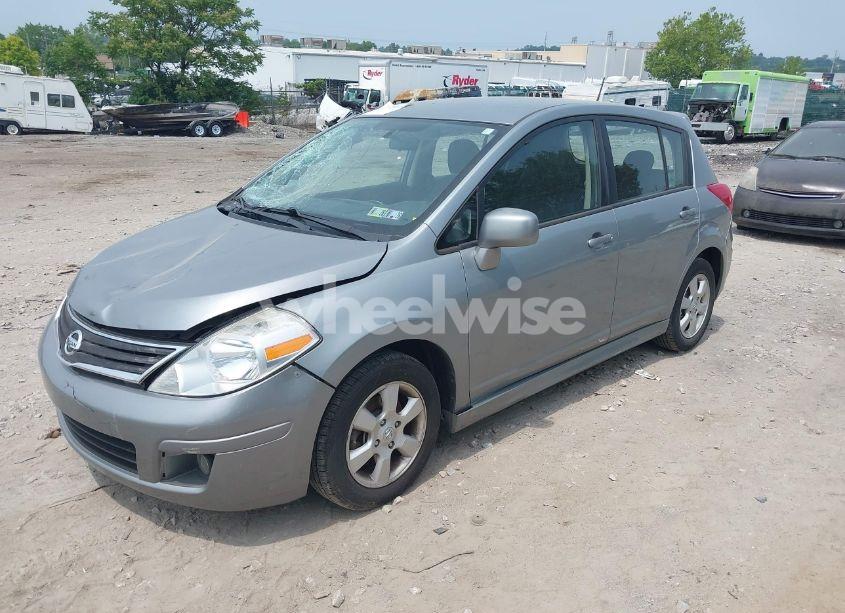 Photo 2 of 2010 Nissan Versa 1.8SL (VIN 3N1BC1CP9AL417400)