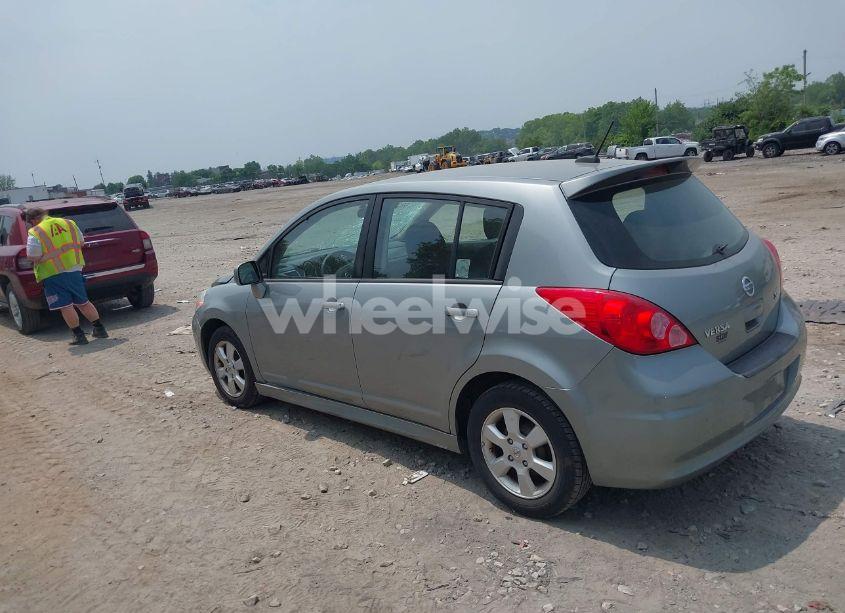 Photo 3 of 2010 Nissan Versa 1.8SL (VIN 3N1BC1CP9AL417400)