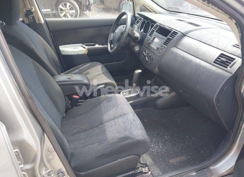 Photo 5 of 2010 Nissan Versa 1.8SL (VIN 3N1BC1CP9AL417400)