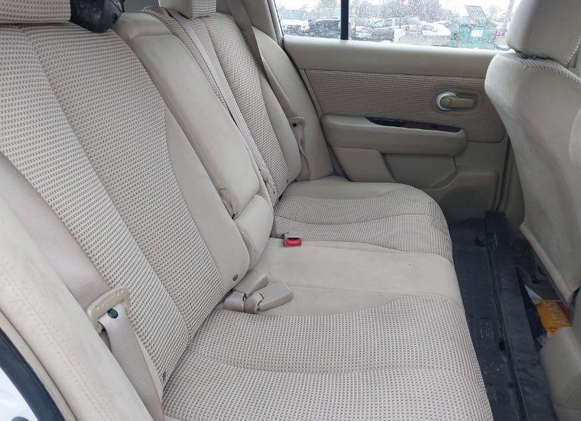 Photo 8 of 2011 Nissan Versa 1.8SL (VIN 3N1BC1CP9BL360648)