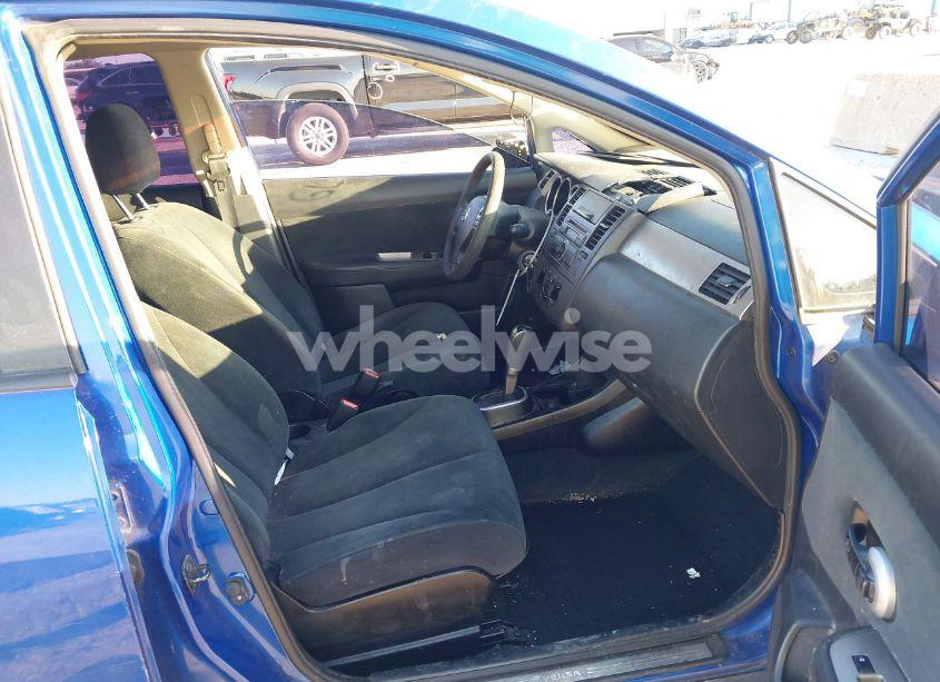 Photo 5 of 2011 Nissan Versa 1.8S (VIN 3N1BC1CP9BL398106)