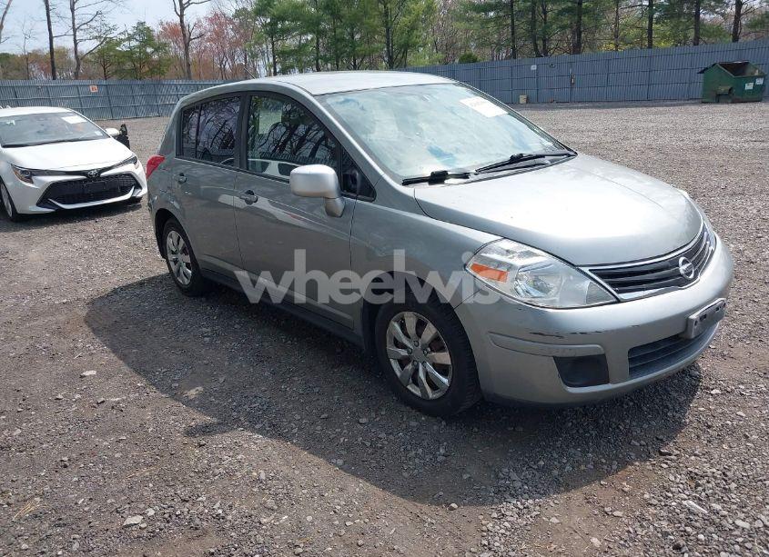 2011 Nissan Versa 1.8S (VIN 3N1BC1CP9BL405023) main photo