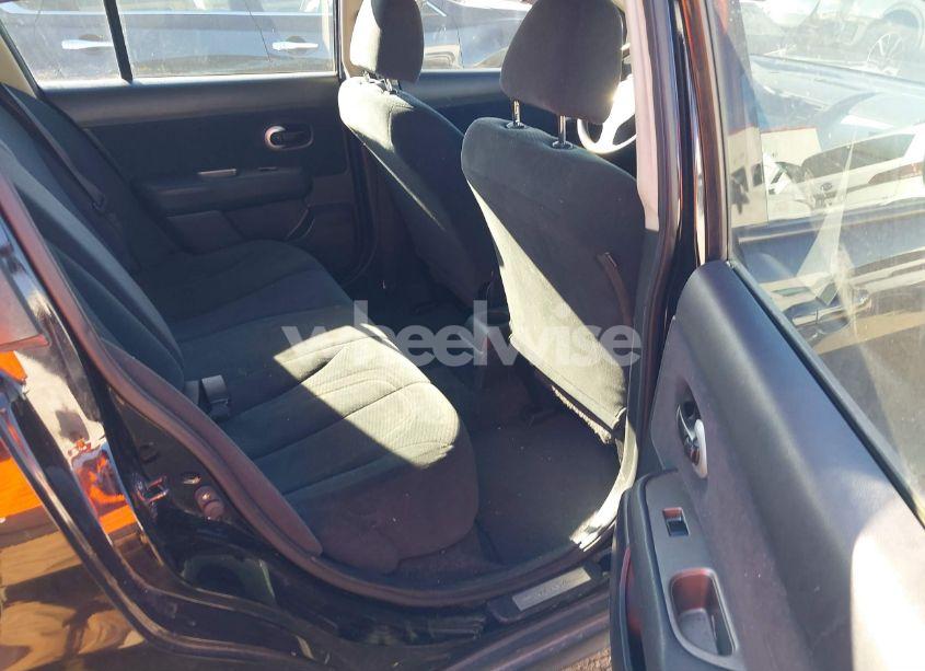 Photo 8 of 2011 Nissan Versa 1.8S (VIN 3N1BC1CP9BL407290)