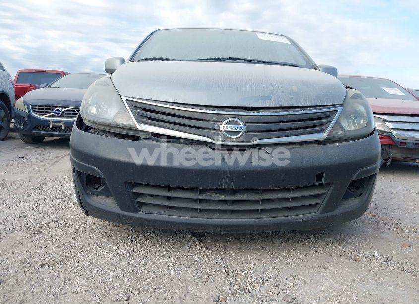 Photo 13 of 2011 Nissan Versa 1.8S (VIN 3N1BC1CP9BL451970)