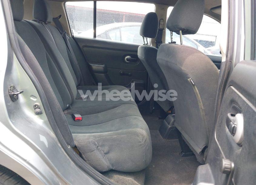 Photo 8 of 2011 Nissan Versa 1.8S (VIN 3N1BC1CP9BL451970)