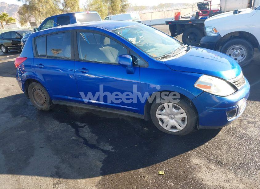 2011 Nissan Versa 1.8S (VIN 3N1BC1CP9BL465965) main photo