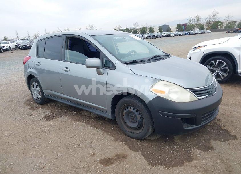 2011 Nissan Versa 1.8S (VIN 3N1BC1CP9BL474908) main photo