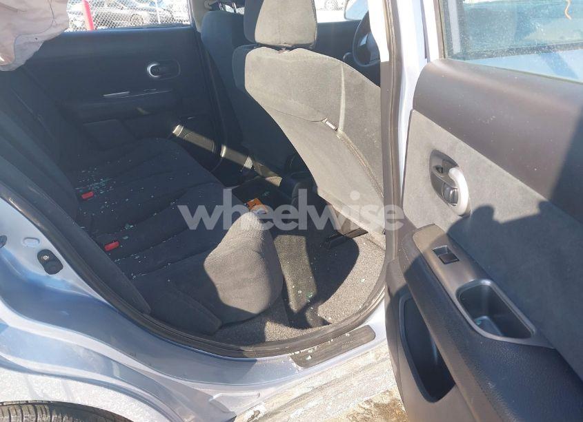 Photo 8 of 2011 Nissan Versa 1.8S (VIN 3N1BC1CP9BL485178)