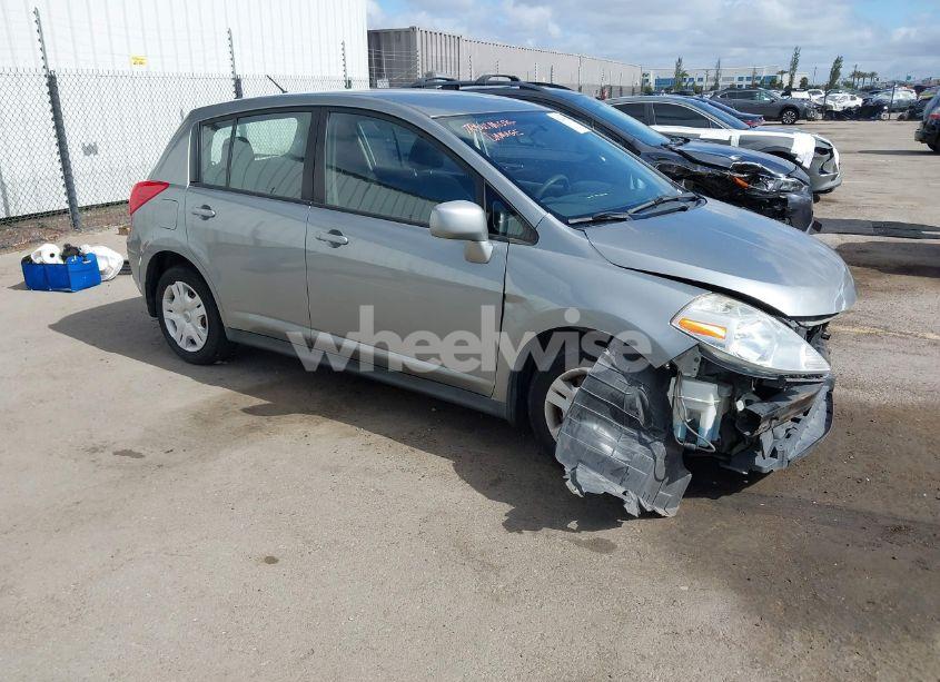 2011 Nissan Versa 1.8S (VIN 3N1BC1CP9BL501704) main photo