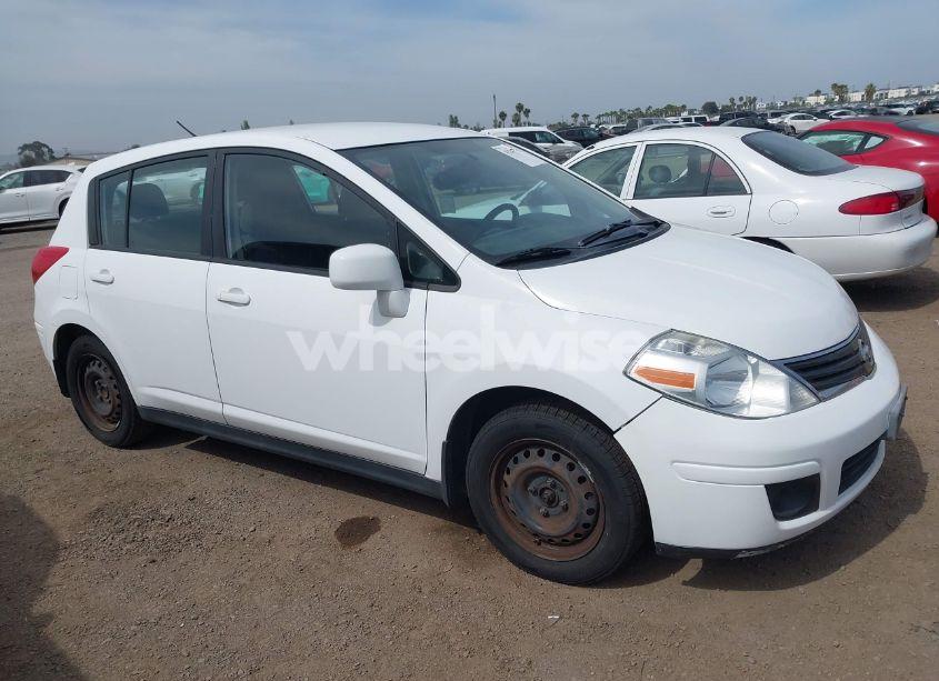 2011 Nissan Versa 1.8S (VIN 3N1BC1CP9BL506935) main photo