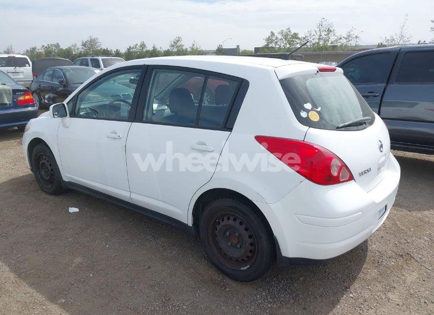 Photo 3 of 2011 Nissan Versa 1.8S (VIN 3N1BC1CP9BL506935)