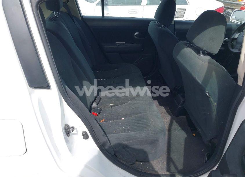 Photo 8 of 2011 Nissan Versa 1.8S (VIN 3N1BC1CP9BL506935)