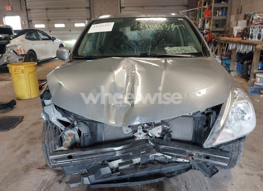 Photo 13 of 2010 Nissan Versa 1.8S (VIN 3N1BC1CPXAL360480)