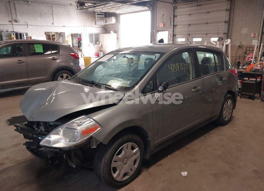 Photo 15 of 2010 Nissan Versa 1.8S (VIN 3N1BC1CPXAL360480)