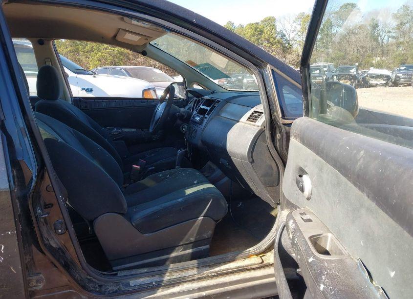 Photo 5 of 2011 Nissan Versa 1.8S (VIN 3N1BC1CPXBL414197)