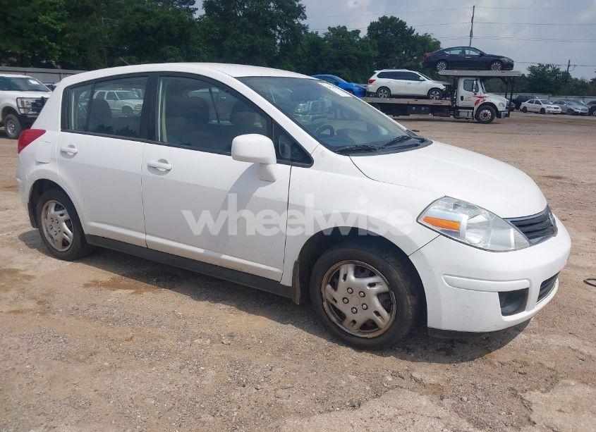 2011 Nissan Versa 1.8S (VIN 3N1BC1CPXBL442520) main photo