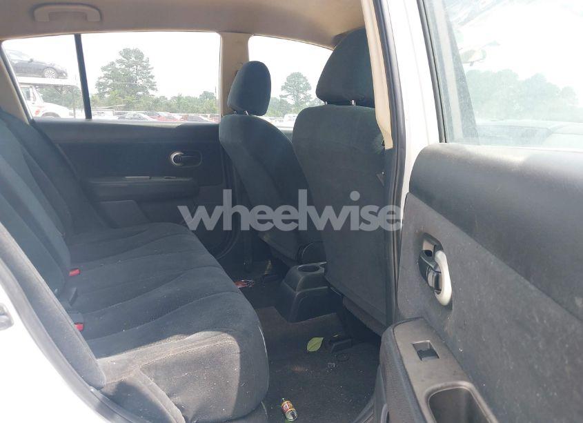 Photo 8 of 2011 Nissan Versa 1.8S (VIN 3N1BC1CPXBL442520)