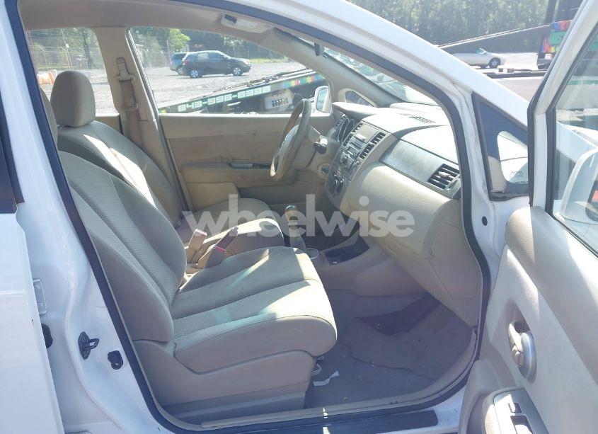 Photo 5 of 2011 Nissan Versa 1.8S (VIN 3N1BC1CPXBL457714)