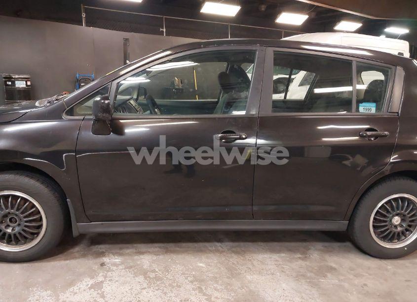 Photo 14 of 2011 Nissan Versa 1.8S (VIN 3N1BC1CPXBL497663)