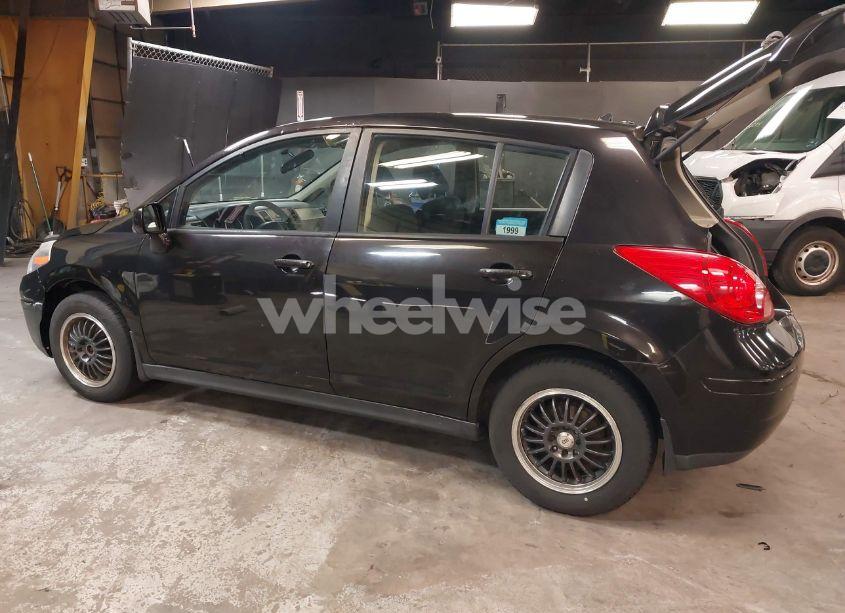 Photo 3 of 2011 Nissan Versa 1.8S (VIN 3N1BC1CPXBL497663)