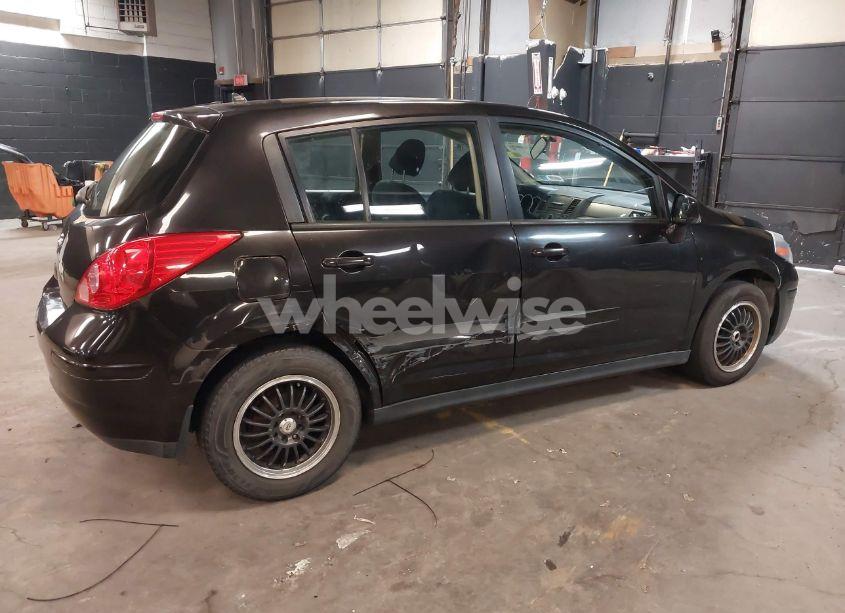 Photo 4 of 2011 Nissan Versa 1.8S (VIN 3N1BC1CPXBL497663)