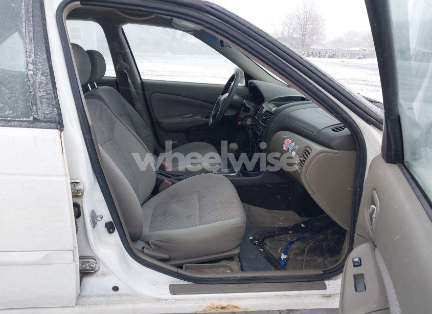 Photo 5 of 2004 Nissan Sentra 1.8S (VIN 3N1CB51D04L858151)