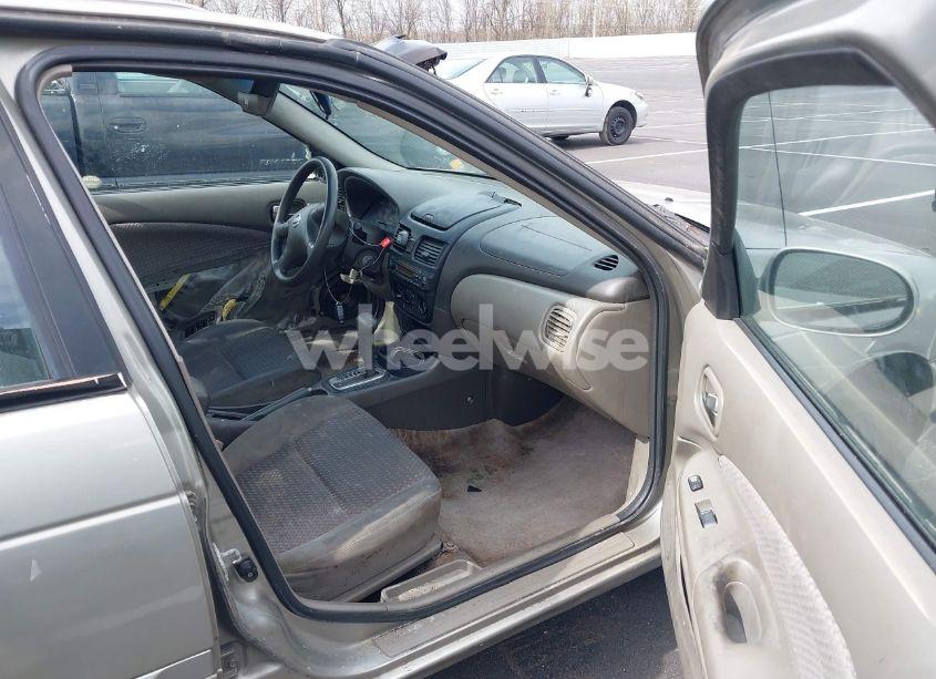 Photo 5 of 2004 Nissan Sentra 1.8S (VIN 3N1CB51D24L901551)